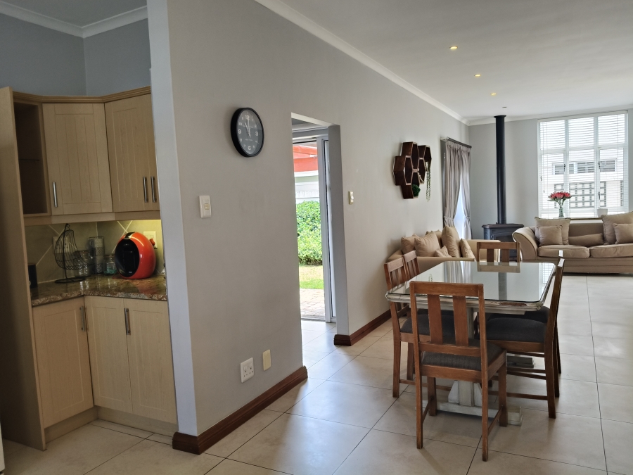 2 Bedroom Property for Sale in Fountains Estate Eastern Cape